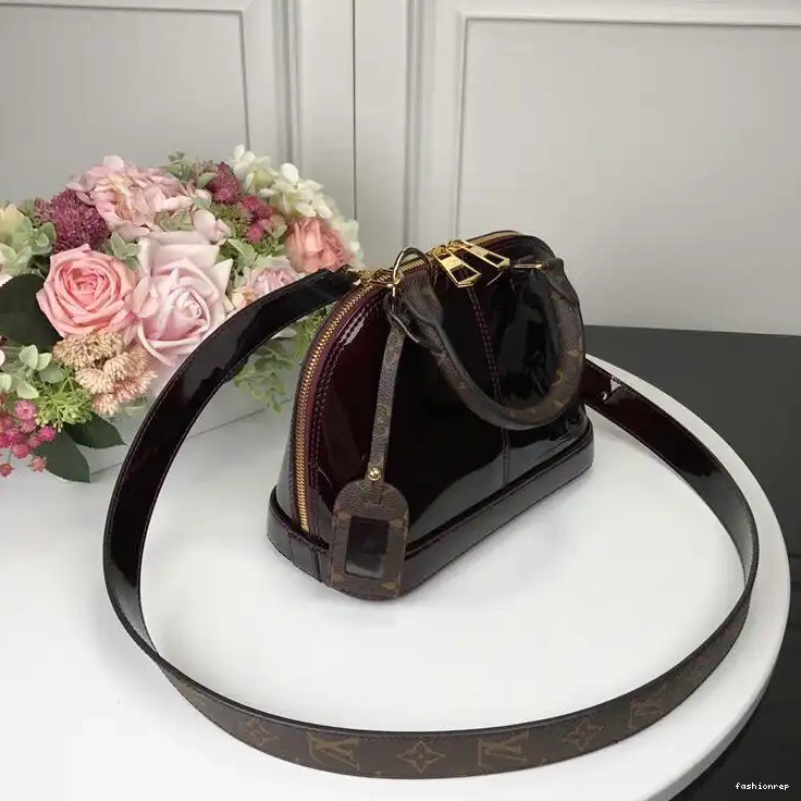 Fashionrepsfam ru Bags LV 19T1L0241 0802